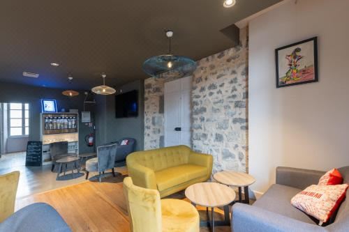 Syrah Superior Studio