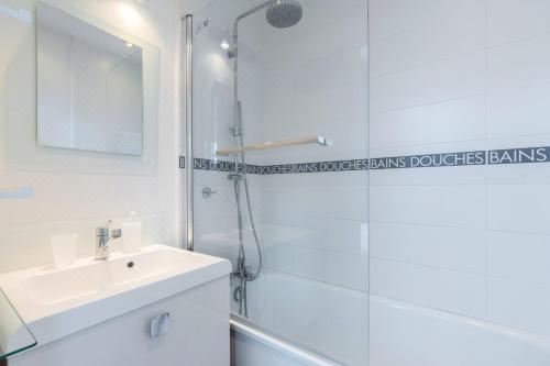 Lille Centre Apartment with Character One-Bedroom Apartment