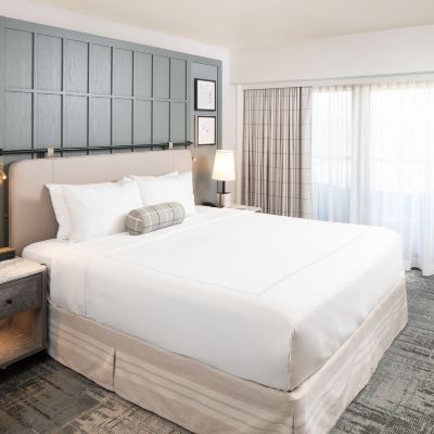 Deluxe King Room Grand Geneva Resort and Spa Promo Code