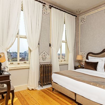 Superior Suite with City View Meroddi Barnathan Hotel Promo Code