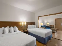 Days Inn by Wyndham Kill Devil Hills Oceanfront - Wilbur Hotels in Dare County
