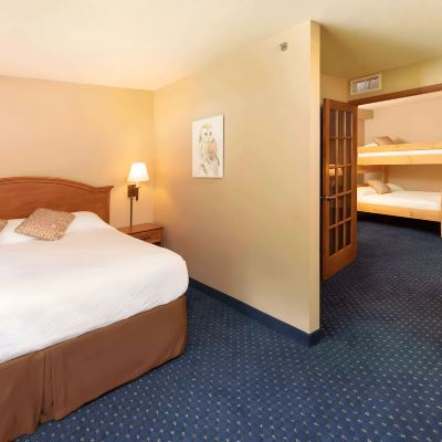 King Master Suite (No Pets) Hotel Glenwood Springs Promo Code