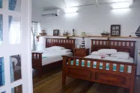 Driftwood Resort Hotel di 