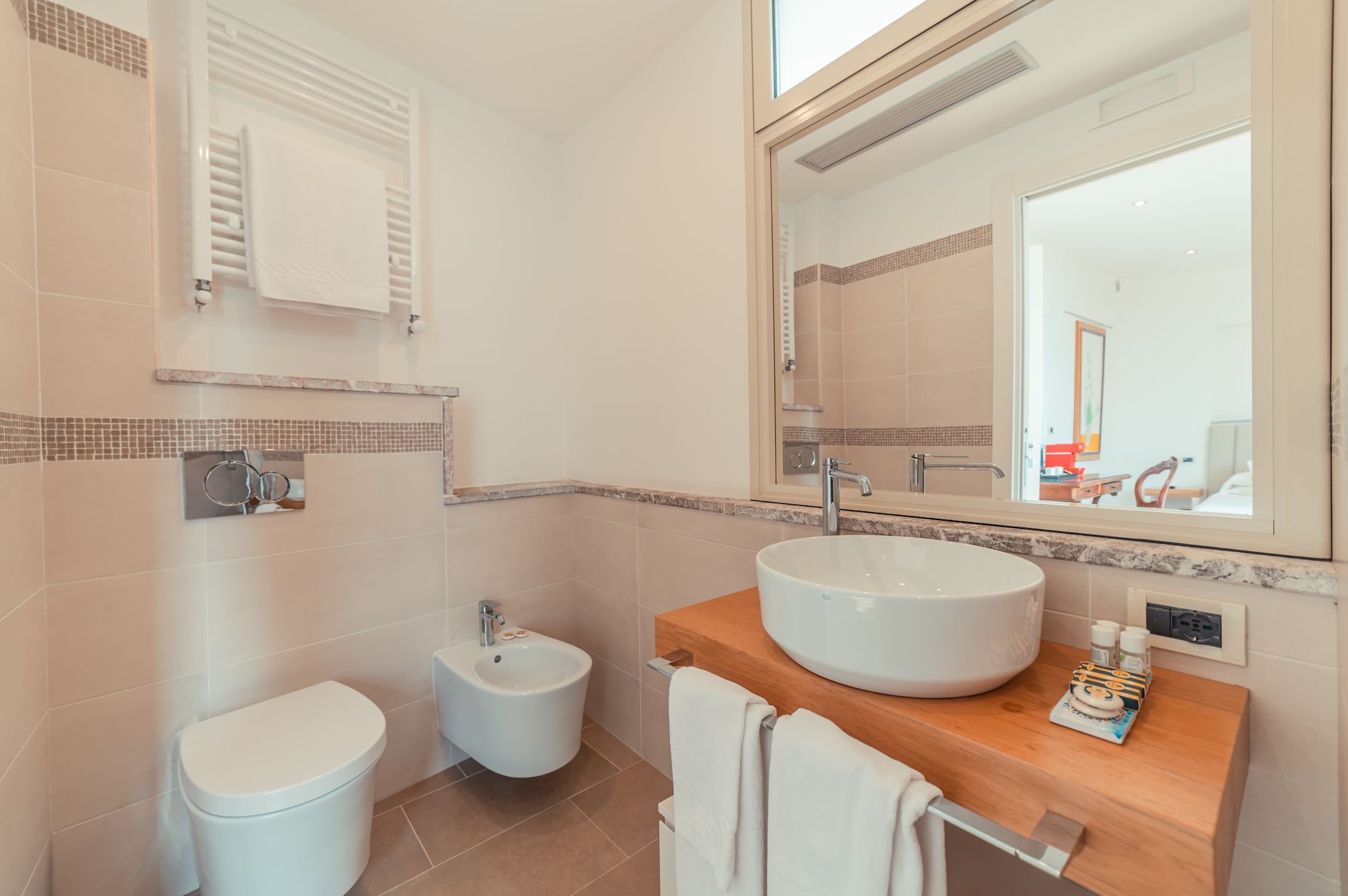 Camera Panoramica, Vista Mare Con Terrazzo Annesso