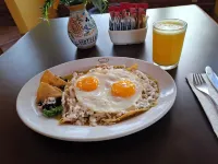 Hotel Aristos Cuernavaca Các khách sạn ở Cuernavaca