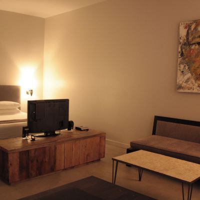 Deluxe Room, 1 King Bed (Patio Loft-Lsln) Loft 523 Promo Code