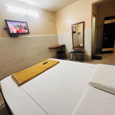 Deluxe Double Room With City View Lalitha Comfort Promo Code