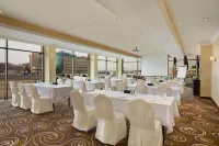 DoubleTree by Hilton Dhahran