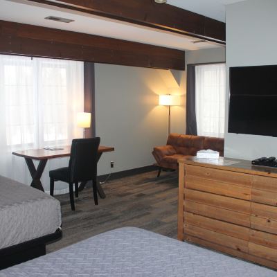King & Queen Junior Suite The Brewery Lodge Hotel Promo Code