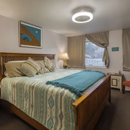 Apache Motel