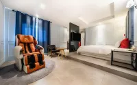 Suwon Hotel Lowa