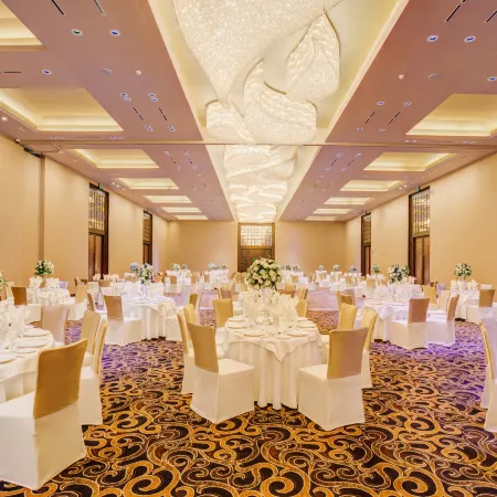 DoubleTree by Hilton Weerawila Rajawarna Resort