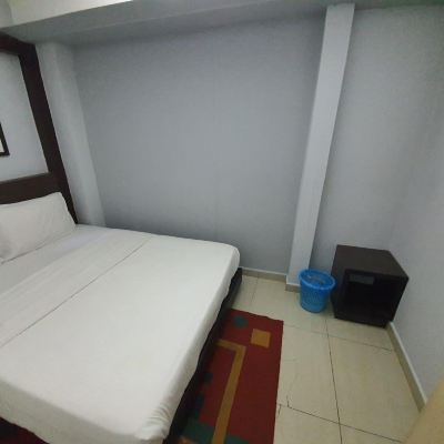 Bilik Double Kupon SPOT ON 90139 Hotel Galaxy