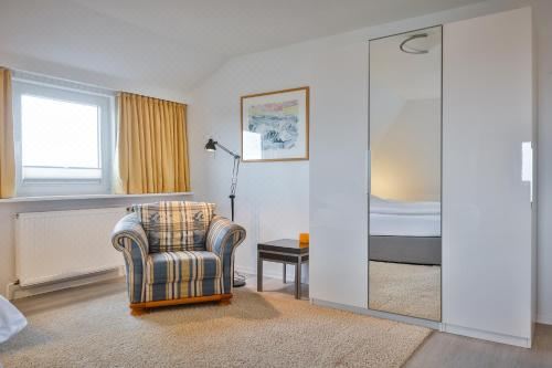 Westcoast Apartment with Sea View