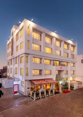 Dwarkadhish Lords Eco Inn Hotels in 