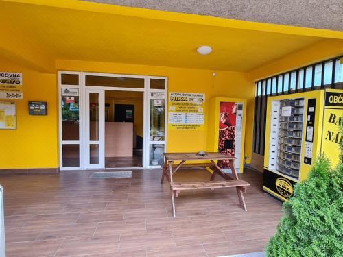 Nika Beds Double Room with Private Bathroom