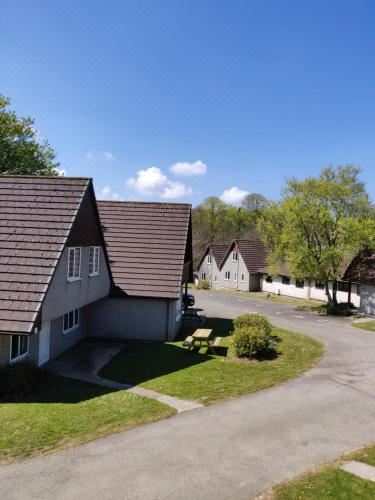 Blissful Escape Hengar Manor Three-Bedroom House