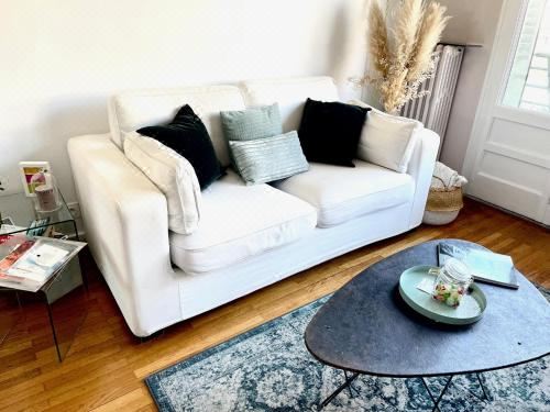 Cosy Home Annecy Rent Lodge Apartment with Balcony