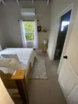 Vee's Country Apartments Hotele w: 
