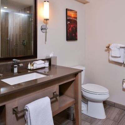 King Suite With City View Inn at Nye Beach Promo Code
