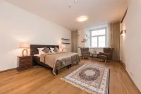 Tallinn City Apartments Old Town Toompea Отели в г. 