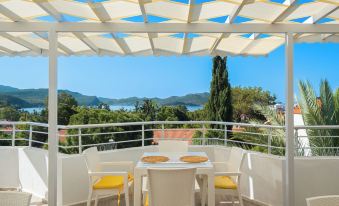 Himm Hotel - Housity