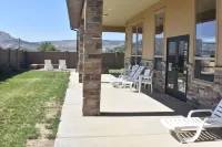Canyon Country Lodge