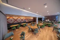Mona Hotel