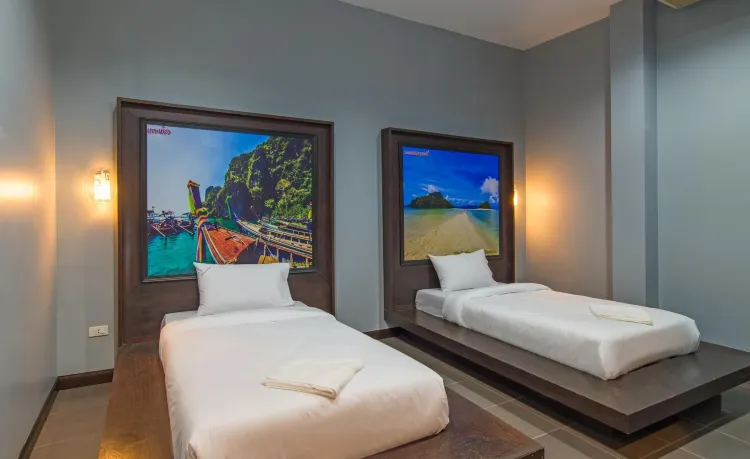 ห้องราคาประหยัดเตียงใหญ่หรือเตียงแฝด ไม่มีหน้าต่าง