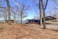 Lake Hudson Home w/ Patio in Locust Grove