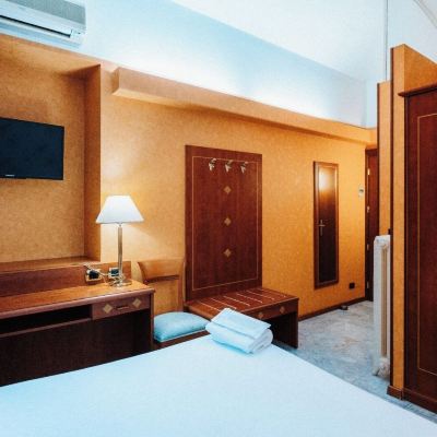 Standard Double Room (Queen) Hotel Chelsea Promo Code