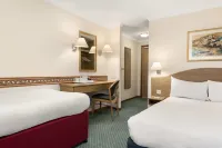 Days Inn by Wyndham Donington A50 Hotel di 