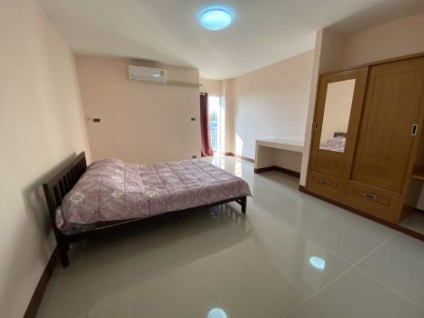 ดำเนินเรสซิเดนซ์ (Damnoen Residence)