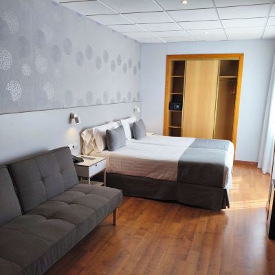 Grand Room, 2 Twin Beds Mendez Nuñez Alicante Promo Code