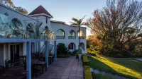 Mountain View International Hotel Hotele w: 