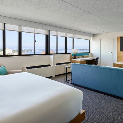Executive One Bedroom Suite Delta Hotels by Marriott Muskegon Convention Center Promo Code