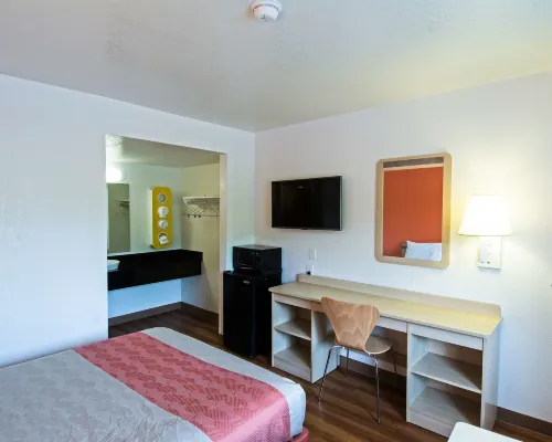 Motel 6 Redding, CA - South โรงแรมในเร็ดดิ้ง