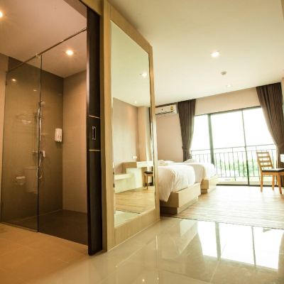 Premier Twin Room-Non-Smoking L Hotel Promo Code