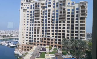 Marvelous 2Br Apt. in Palm Jumeirah