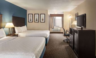 AmericInn by Wyndham La Crosse Riverfront Conference Center - Housity