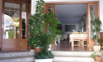 Hotel Can Solé - Housity