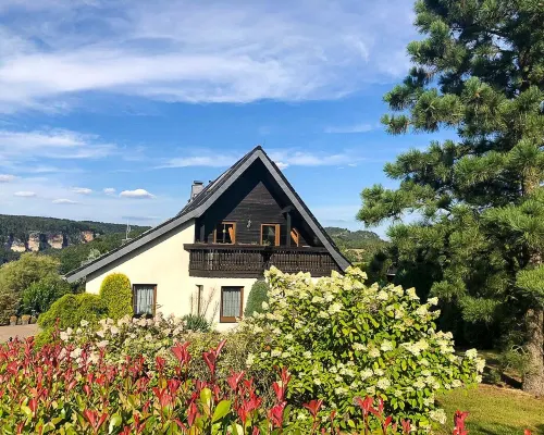 Traumhafte Aussicht für Aktivurlauber シュトルッペンのホテル