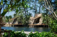 CAMP CAYLA - COASTA