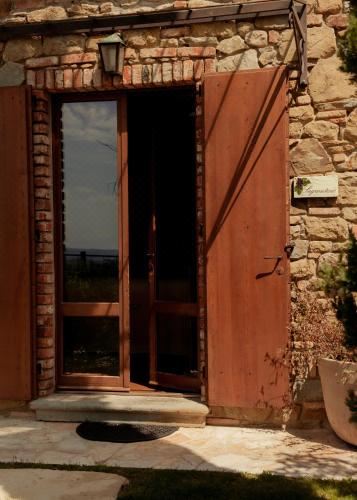 两卧室联排别墅