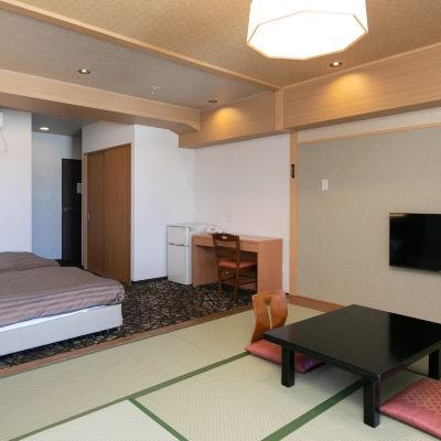 [High Floor, Scenic View] Japanese-Western Room (Twin + 10 Tatami) [Japanese-Western Room] [Non-Smoking] 金太夫 クーポン