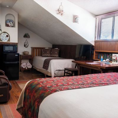 Deluxe Suite (Sunrise Suite 2nd Floor, No Pets) Red Horse Bed and Breakfast Promo Code