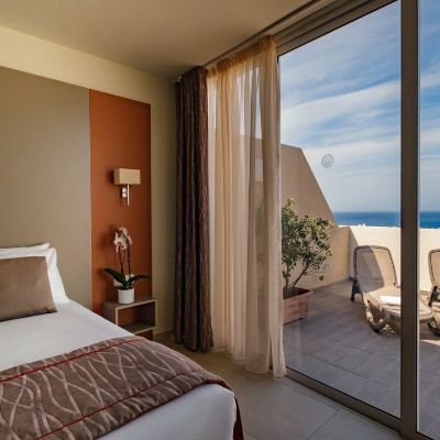 Penthouse with Terrace and Sea View Mayflower Hotel Promo Code