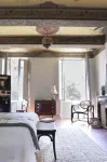 Maison Sumiane - Maison D Hotes et Locations Avec Piscine