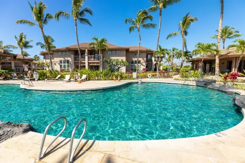 Stylish Villa with Pool Access