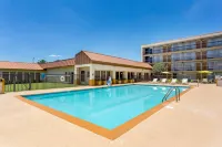 Quality Inn & Suites Baton Rouge West - Port Allen